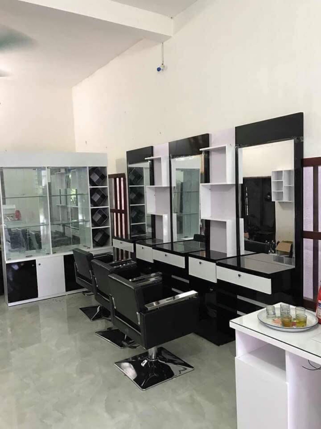 Gương salon tóc